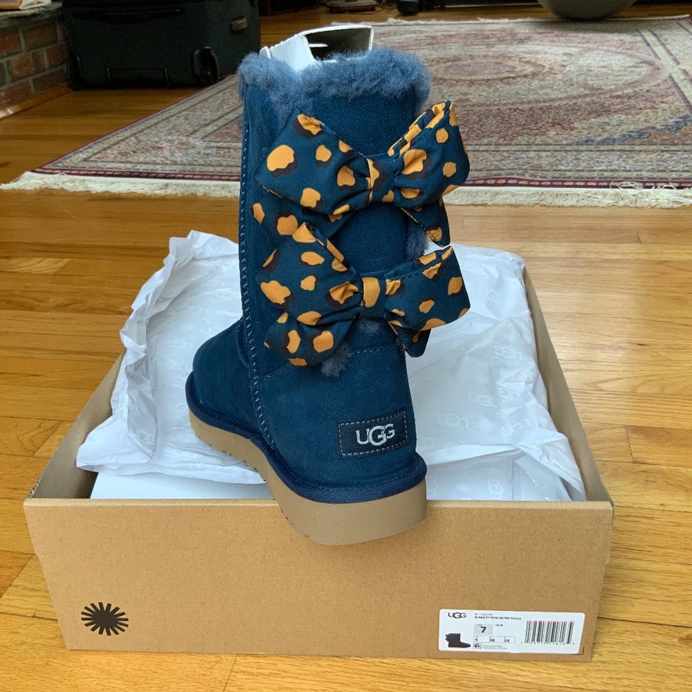 Ugg Bailey bow retro spots